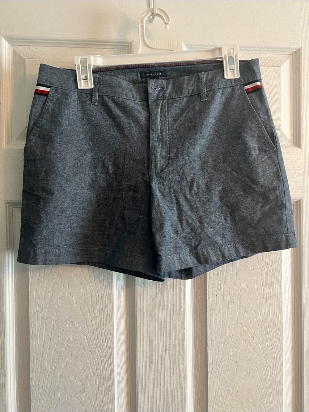 Tommy Hilfiger Women's Gray Flat Front Shorts with Signature Trim